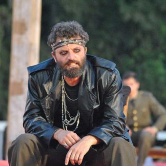 fenicie-teatro-greco-sicily-heart-photo-2