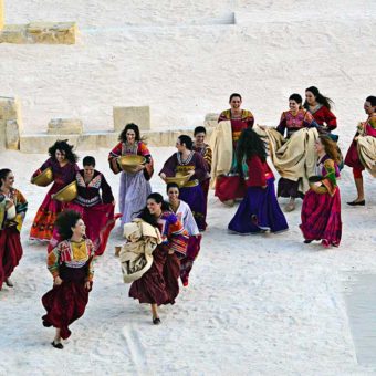 ifigenia-rappresentazioni-classiche-siracusa-sicily-heart-photo ifigenia-rappresentazioni-classiche-siracusa-sicily-heart-photo