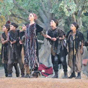 sette-a-tebe-teatro-greco-sicily-heart-photo-10